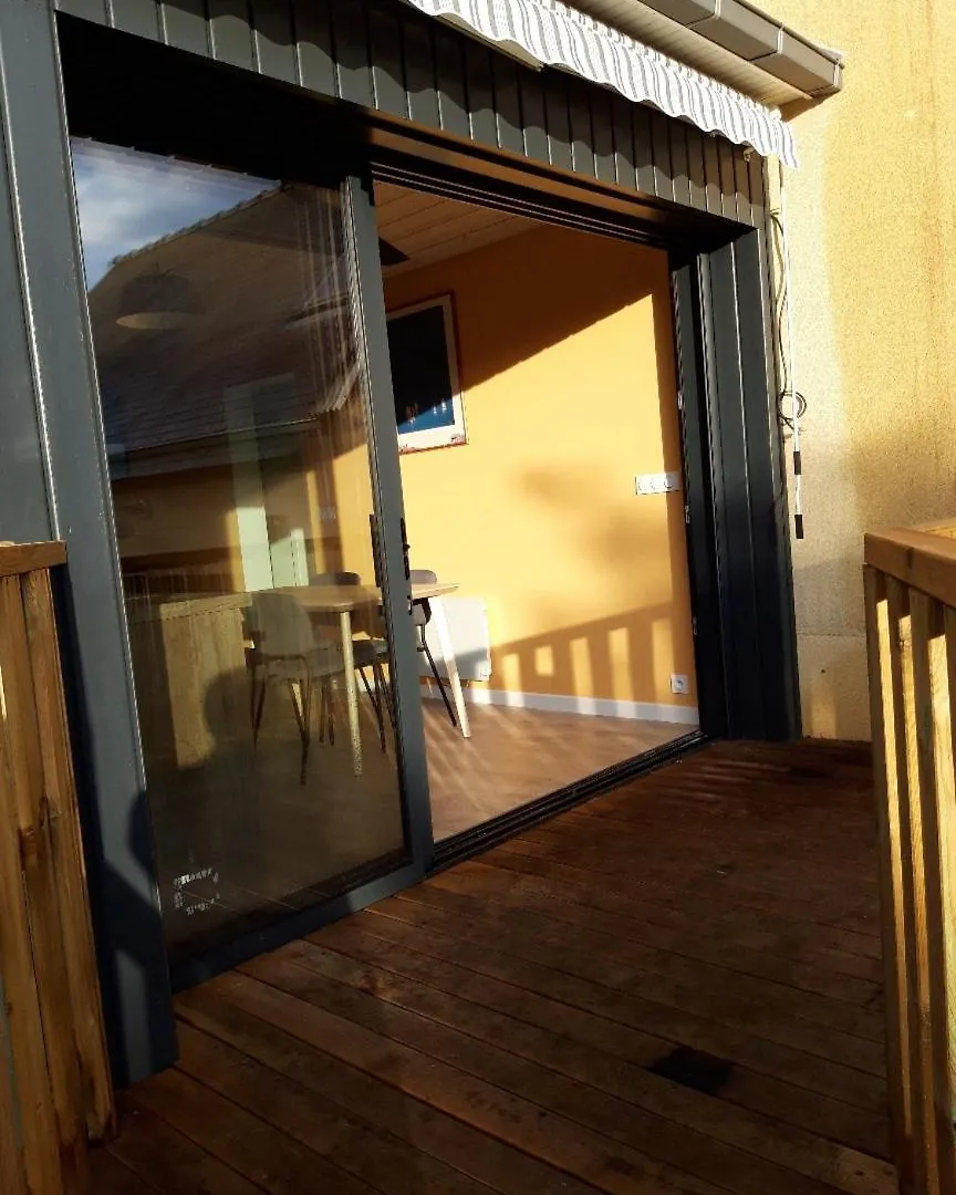 דינאר Quiet Apartment 0*,  צרפת